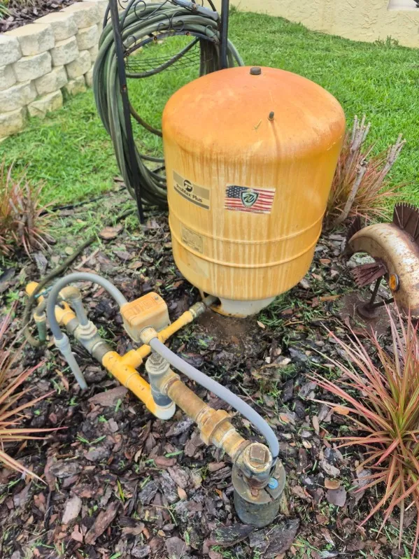 Replacement bladder tank plumbed in at a customer home